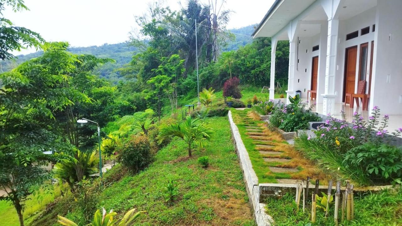 Filomena Lodge Ende Exterior photo